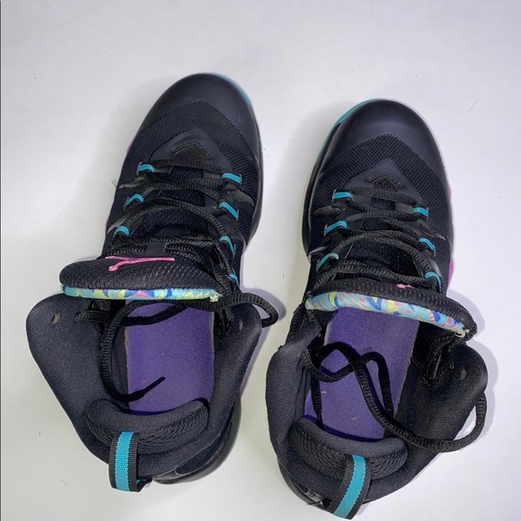 JORDAN Super Fly 2 BG Jr. "Blake Grifin" In Black / Pink / Blue - US 7Y - Picture 4 of 8